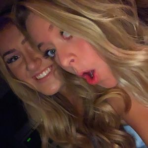 Meet your Posher, Corinne